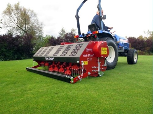 Redexim Verti-Drain 1517 aerator