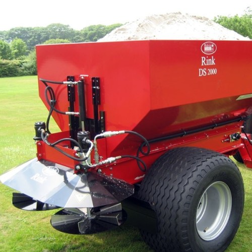 Redexim Rink DS2000 trailed spreader