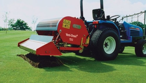 Redexim Verti-Drain 7212 aerator