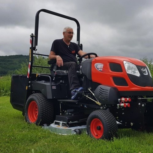 Kioti WD1260 ride-on mower
