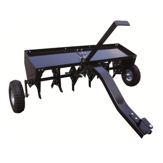Gardencare AC31106 120cm trailed plug aerator